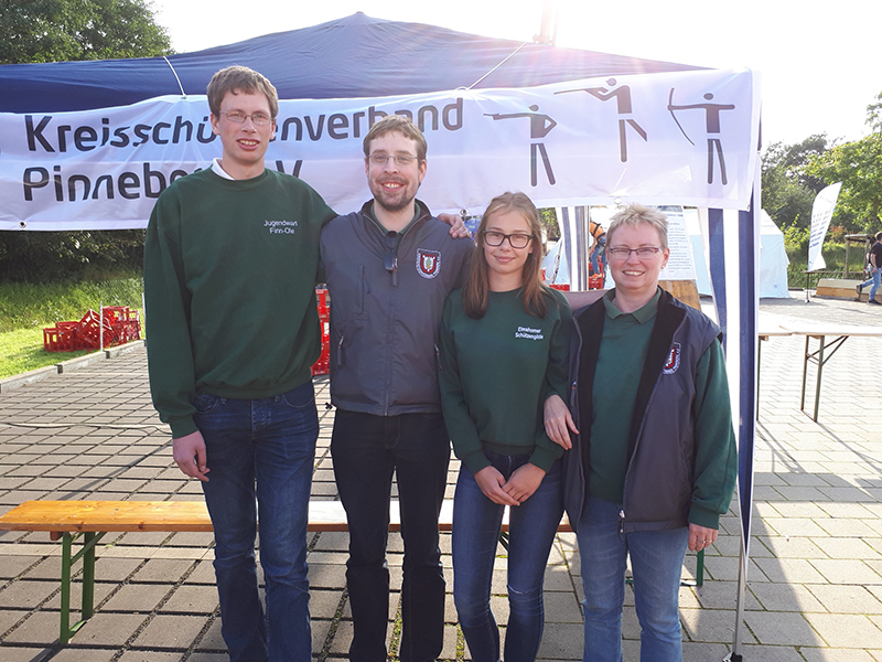 Kreisschützenverband Pinneberg - Kreisjugend beim Familientag in Tornesch-Ahrenlohe